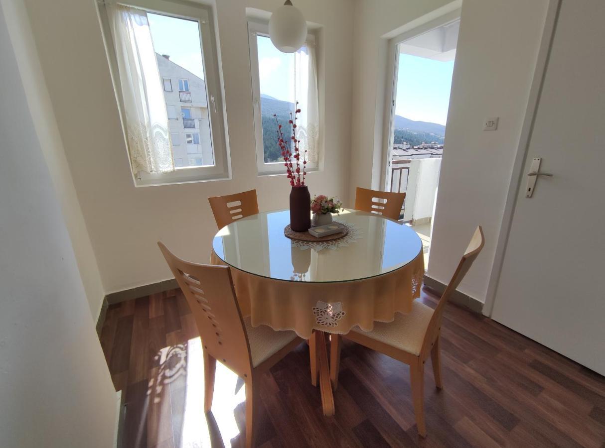 Charming & Spacious 2 Bedroom Apartment With A Gorgeous 8Th-Floor View Ohrid Exterior foto
